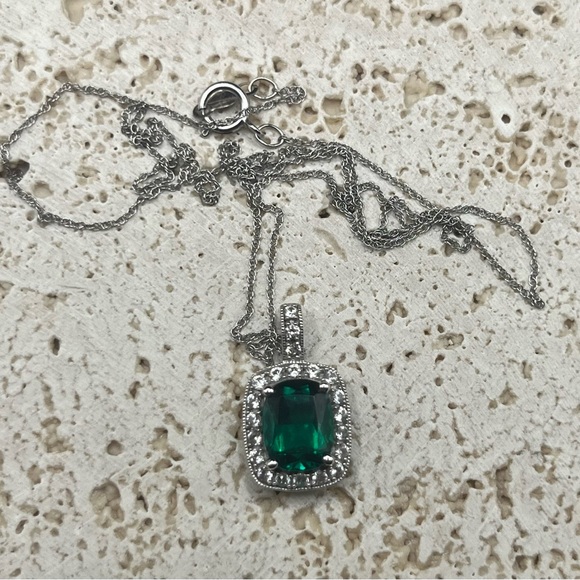 14k White Gold Lab Created Emerald Genuine Diamond necklace - Picture 1 of 5